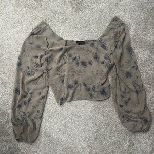 House of Harlow women’s cropped blouse